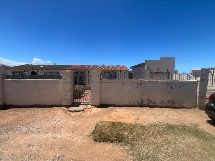 2 Bedroom Property for Sale in Zwide Eastern Cape